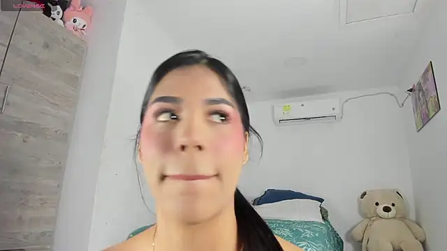 flor herrera01 online show from February 2026 05:26:02 AM