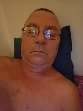 Vali1969 online show from July 2026 09:44:02 PM