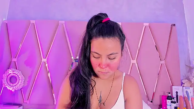 Emily Black1 online show from January 2026 10:24:01 PM