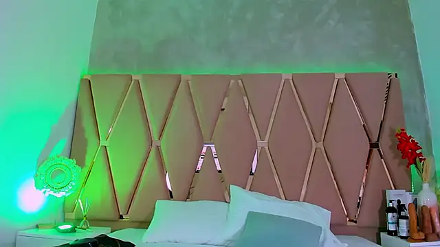 Emily Black1 online show from April 2026 12:35:01 AM