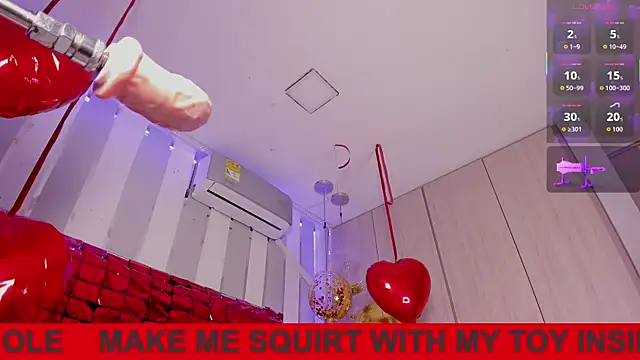 ValentinoMoreti online show from February 2026 05:58:01 AM