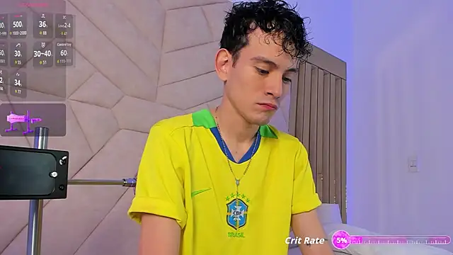 ValentinoMoreti online show from September 2025 01:51:01 PM