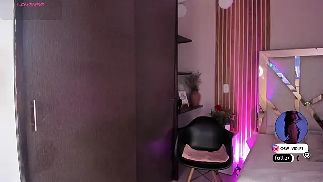 sweetviolet   online show from April 2026 12:20:01 PM