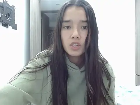  luna 777 online show from April 2026 03:02:02 AM