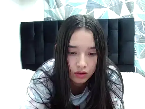  luna 777 online show from October 2025 01:29:01 AM