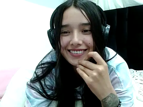  luna 777 online show from October 2025 12:24:02 AM