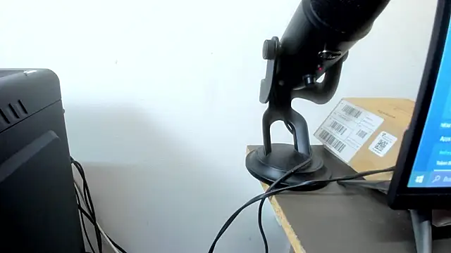 ava-am online show from April 2026 03:30:02 AM