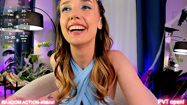 luna joy  online show from October 2025 11:19:01 AM