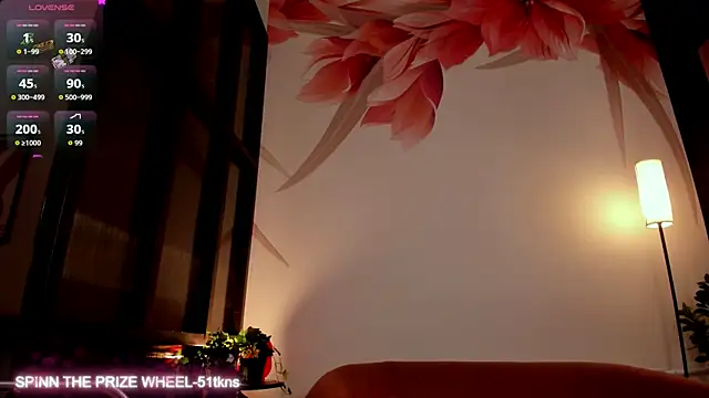 Snapshot of luna_joy_ chatting on June 2026 02:33:01 PM luna joy online show from June 2026 02:33:01 PM