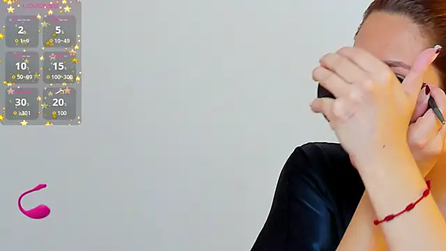 isabellarous- online show from December 2025 07:07:02 PM