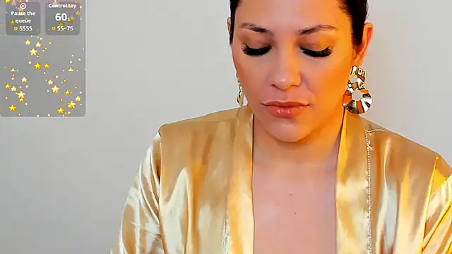 isabellarous- online show from October 2025 07:25:02 PM