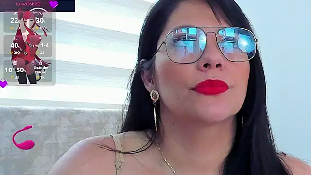 isabellarous- online show from June 2026 11:33:01 AM