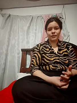 krolay16 online show from October 2025 05:53:01 AM