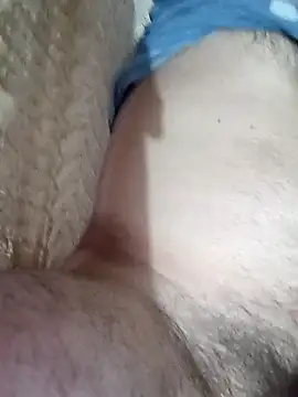 Snapshot of YUCA_MILKMAN chatting on December 2025 01:11:01 AM YUCA MILKMAN online show from December 2025 01:11:01 AM