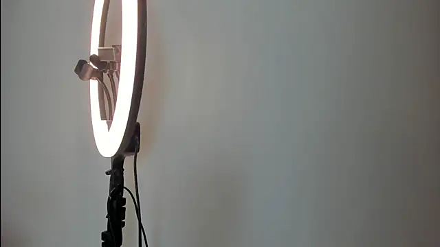 Snapshot of CHANELL_11INCHES chatting on March 2025 01:02:01 AM CHANELL 11INCHES online show from March 2025 01:02:01 AM