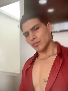 MaxxxSteil online show from April 2026 03:24:02 PM