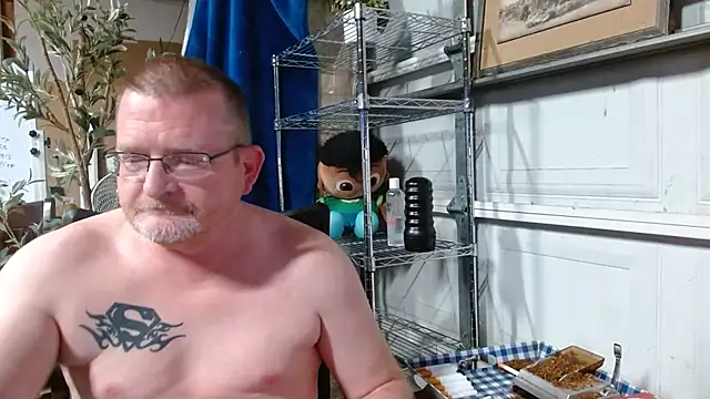 Randomoldguy615 online show from February 2025 01:41:01 AM