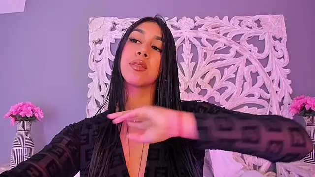 AnnieGibbyns online show from May 2026 08:30:02 PM