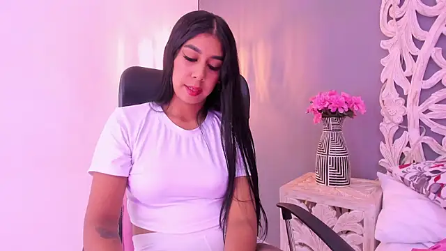 AnnieGibbyns online show from July 2026 08:30:02 PM