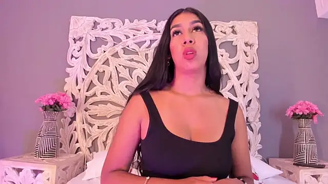 AnnieGibbyns online show from April 2026 06:34:02 PM