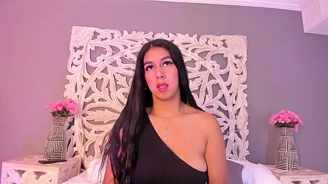 AnnieGibbyns online show from March 2026 08:43:01 PM