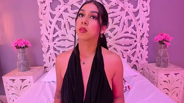 AnnieGibbyns online show from July 2026 08:37:01 PM