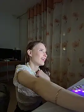 kisssssssss online show from February 2026 03:19:01 AM