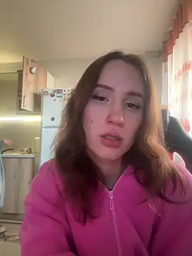 kisssssssss online show from November 2025 08:08:02 AM