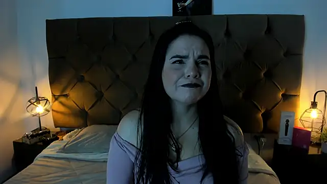 laura hotties online show from March 2026 01:24:01 PM