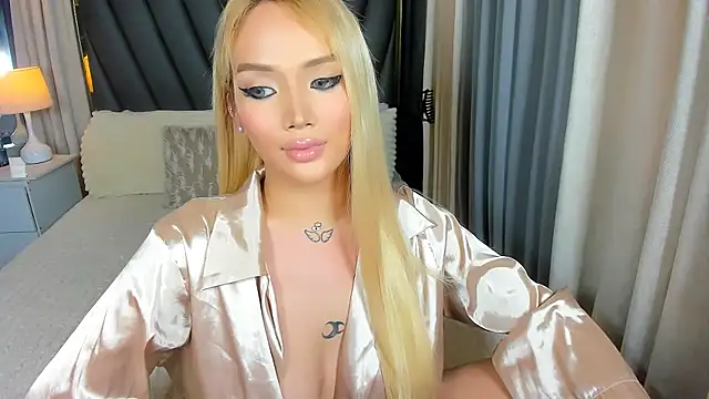 KylieSonique online show from January 2026 05:03:01 AM