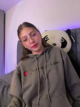 Dirty-Bunnyyy online show from April 2026 03:09:01 AM