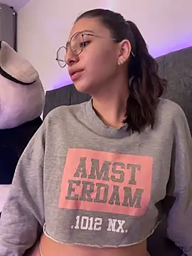 Dirty-Bunnyyy online show from April 2026 03:08:01 AM