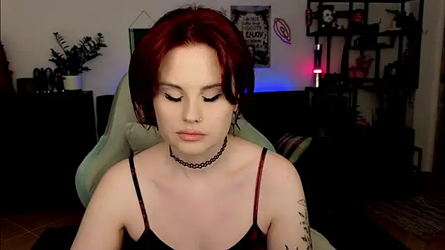 Della Ideal online show from February 2026 06:31:01 PM