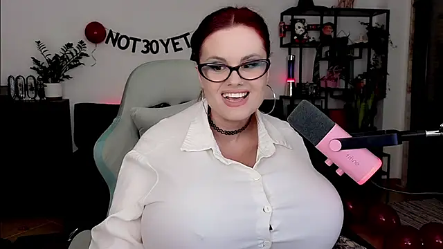 Della Ideal online show from March 2026 06:48:01 PM