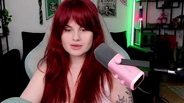 Della Ideal online show from May 2026 05:38:02 PM