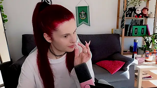 Snapshot of Della_Ideal chatting on November 2025 10:51:03 AM Della Ideal online show from November 2025 10:51:03 AM