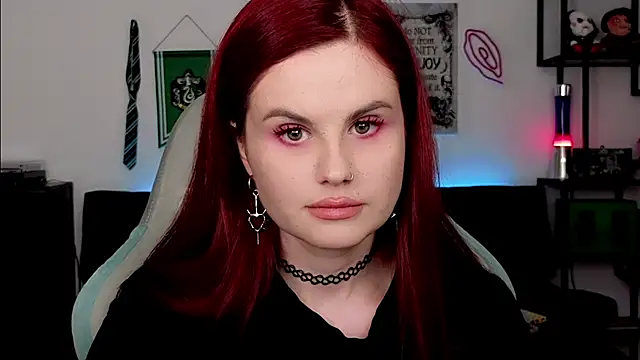 Della Ideal online show from March 2026 06:22:02 PM