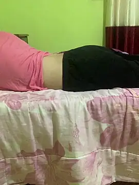 Femboylili online show from September 2025 03:27:01 PM