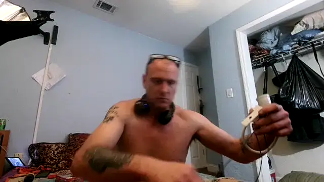 Snapshot of PornStro921 chatting on March 2025 11:12:02 AM PornStro921 online show from March 2025 11:12:02 AM