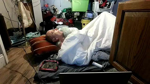 Snapshot of PornStro921 chatting on October 2025 09:34:02 PM PornStro921 online show from October 2025 09:34:02 PM