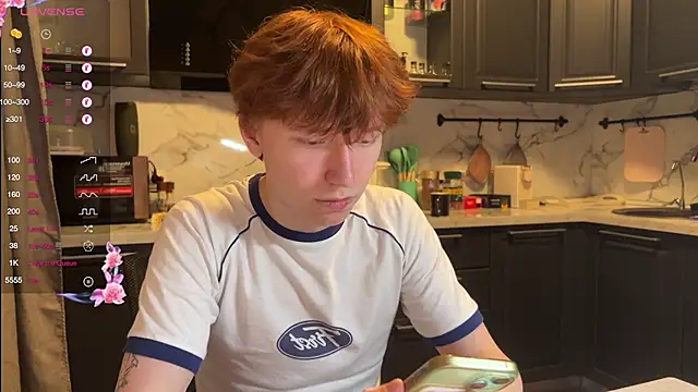 Snapshot of tommy_colson chatting on November 2025 03:17:02 PM tommy colson online show from November 2025 03:17:02 PM