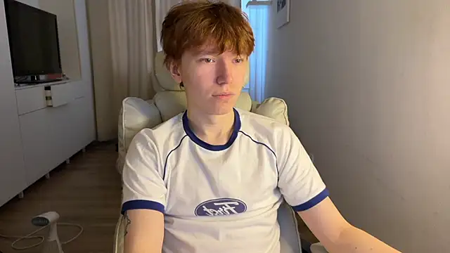 Snapshot of tommy_colson chatting on November 2025 10:40:02 AM tommy colson online show from November 2025 10:40:02 AM