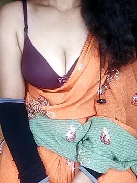 Snapshot of geetha_telugu_kan277 chatting on March 2025 04:43:01 AM geetha telugu kan277 online show from March 2025 04:43:01 AM
