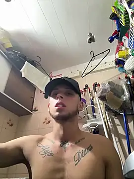 Cristopher1112 online show from February 2026 06:49:01 AM