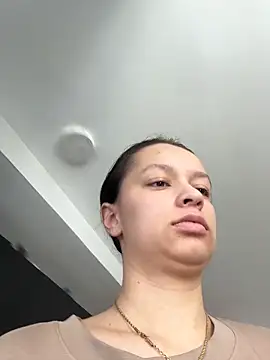 Snapshot of Soy_Sara7 chatting on December 2025 01:17:02 PM Soy Sara7 online show from December 2025 01:17:02 PM