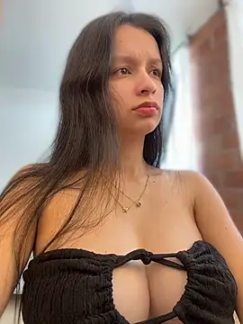 Snapshot of Soy_Sara7 chatting on July 2026 06:19:02 PM Soy Sara7 online show from July 2026 06:19:02 PM