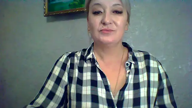 ArielXLoveresss online show from November 2025 10:19:01 AM