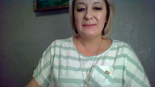 ArielXLoveresss online show from November 2025 08:30:01 AM