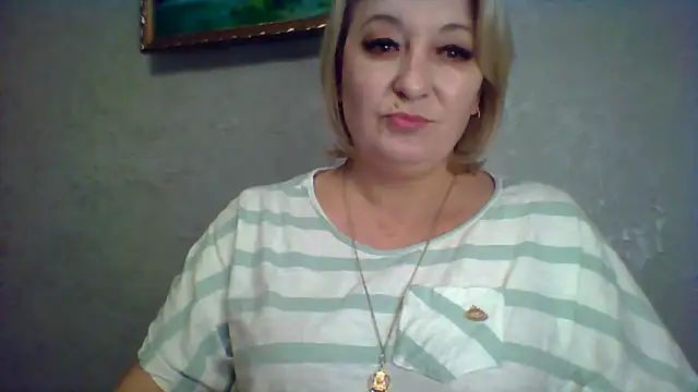 ArielXLoveresss online show from November 2025 10:31:02 PM