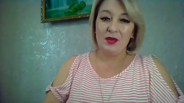 ArielXLoveresss online show from November 2025 10:30:01 AM